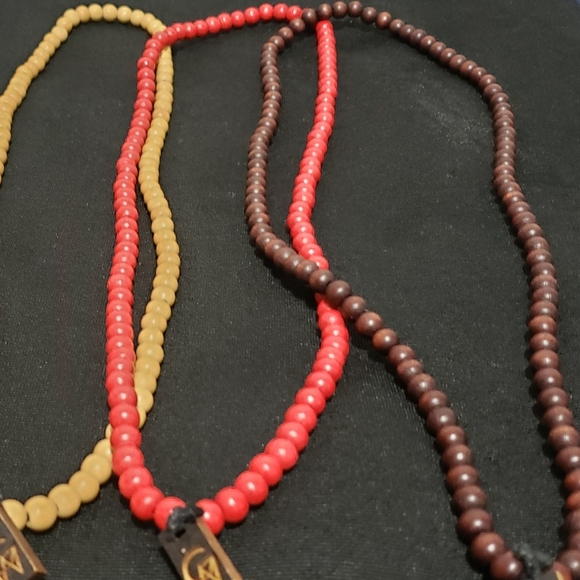 GOODWOOD beaded necklace - Picture 2 of 2